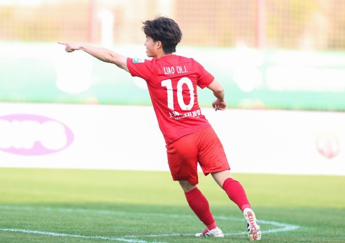 上海海港富盛經(jīng)開(kāi)隊(duì)2：1戰(zhàn)勝對(duì)手，取得2025中乙聯(lián)賽開(kāi)門(mén)紅