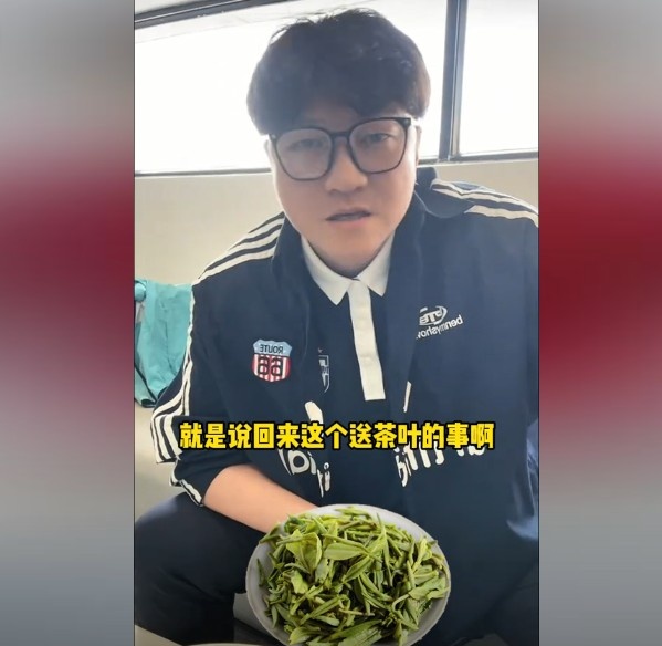 趙鵬：不太清楚賈秀全要球員買茶葉的段子，但這在現(xiàn)實中也正常