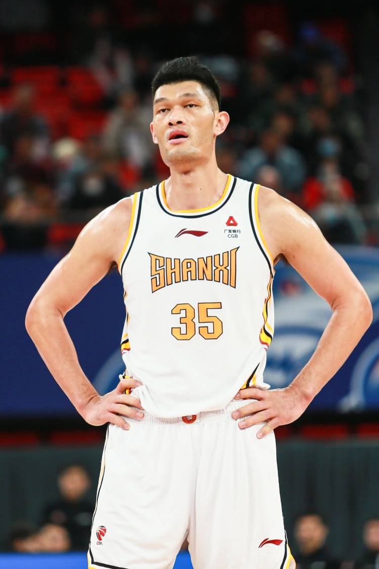 手感不佳！葛昭寶全場8投1中得到2分2籃板2助攻
