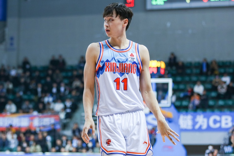 中規(guī)中矩！齊麟8中4拿到15分6籃板 有4失誤&正負(fù)值-10